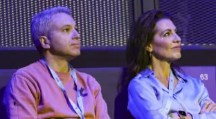 Vicente Vallés está muy unido a este pueblo de Teruel: medieval y lucha contra la despoblación