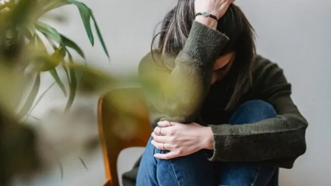 Tres rasgos de personalidad que aumentan tu ansiedad, según la psicóloga Ángela Fernández