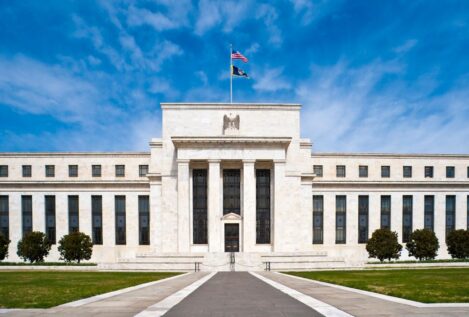 Trump maneja una lista de posibles candidatos para reemplazar a Powell al frente de la Fed