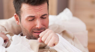 Los resfriados no son patrimonio del invierno: así te constipas en verano