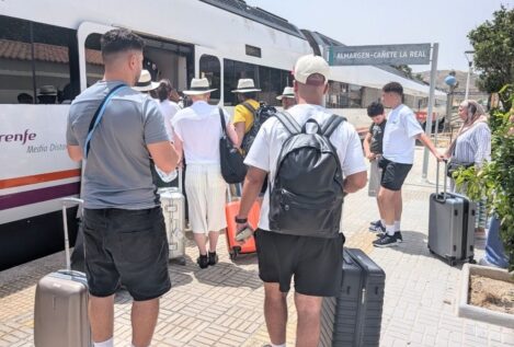 Enésima jornada de caos en los trenes: nuevos retrasos en Andalucía y Comunidad Valenciana