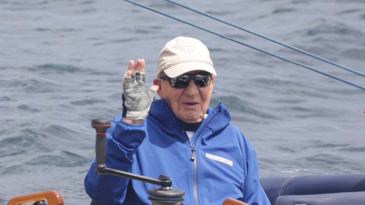 La situación absurda del rey Juan Carlos