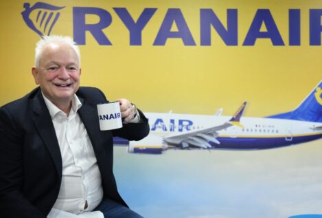 Ryanair anunciará la próxima semana recortes de un millón de plazas para el verano en España