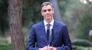 Sánchez se personará como acusación en la causa por la lona de Hazte Oír