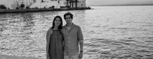 Spetses, la isla griega de moda que reúne a la jet set española, realeza europea y una Kennedy