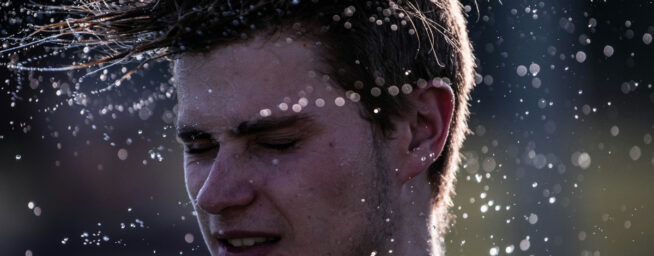 Así hemos demonizado el sudor: de cómo convertimos a un aliado en enemigo