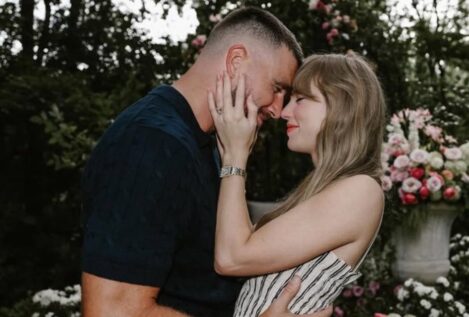 Taylor Swift anuncia su compromiso con el jugador de la NFL Travis Kelce