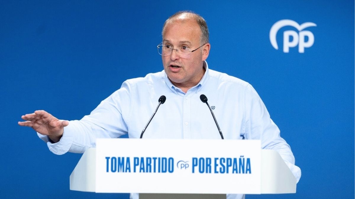 El PP acusa al PSOE de «doble vara de medir» ante presuntas irregularidades en currículums