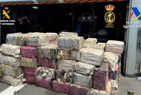 Interceptado un remolcador con tres toneladas de cocaína en las Islas Canarias