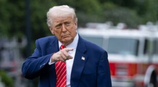 Entran en vigor los nuevos aranceles de Trump, con un mínimo generalizado del 10%