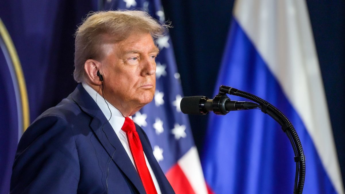 Trump duda del posible cara a cara Putin-Zelenski: «Necesitan pelear un poco más»