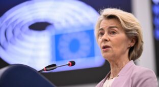 Un centenar de exeurodiputados reclaman la suspensión total del acuerdo entre la UE e Israel