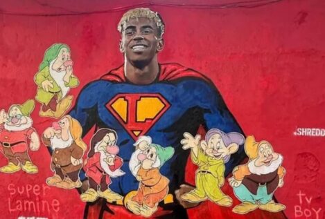 Vandalizan el mural de Lamine Yamal con dibujos de los siete enanitos