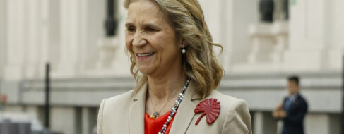 Los veranos más desconocidos de la infanta Elena: desde Madeira hasta Bidart y Abu Dabi