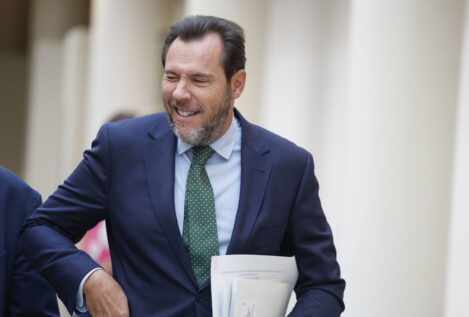 La IA de X corrige a Óscar Puente sobre los pagos en efectivo y el ministro la bloquea