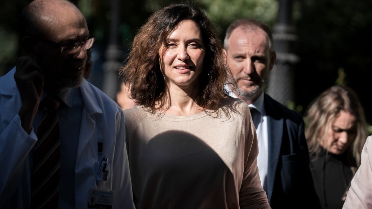 Ayuso asegura que el caso de su pareja tiene «el tamaño y duración que a Sánchez le conviene»