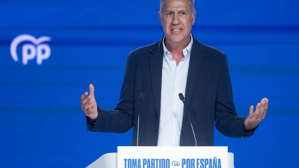 Albiol y Fabra indignan al PP por desviar la atención del objetivo de «echar a Sánchez»