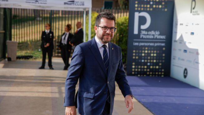 Aragonès renuncia a su sueldo de expresidente catalán para trabajar en la empresa familiar