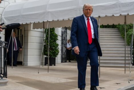 Trump ve a Kirk como un «mártir» y su asesinato como «un ataque contra toda la nación»