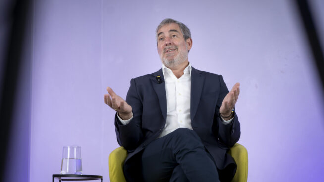 VÍDEO | Entrevista a Fernando Clavijo: «A Sánchez el problema de la inmigración le da votos y discurso»