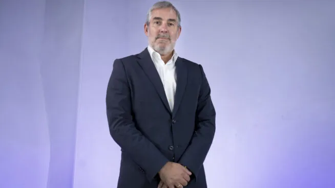 Fernando Clavijo: «A Sánchez el problema de la inmigración le da votos y discurso»