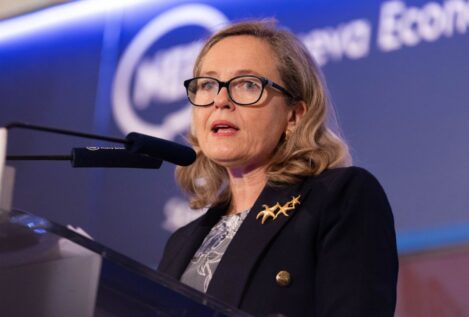 Calviño avanza un refuerzo de 700 millones para el Fondo de Resiliencia Autonómica