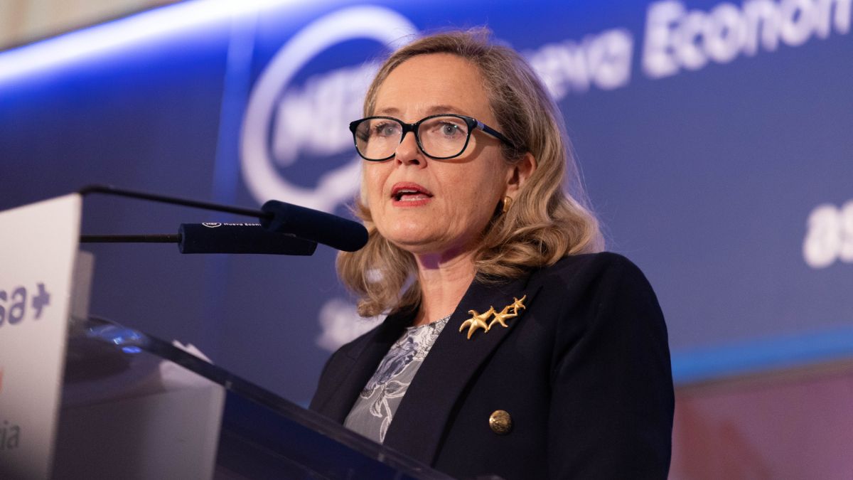 Calviño avanza un refuerzo de 700 millones para el Fondo de Resiliencia Autonómica