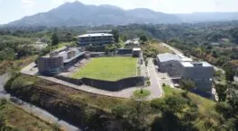 El colegio que apostó por cambiar vidas en el epicentro de la violencia de El Salvador