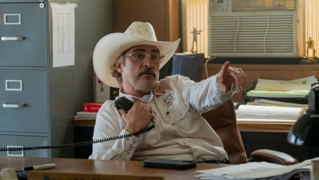 'Eddington': ¡el mundo se ha vuelto loco!