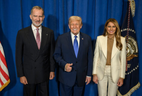 El rey Felipe VI se fotografía con Trump tras un «saludo de cortesía» en Nueva York