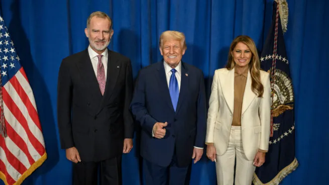 El rey Felipe VI se fotografía con Trump tras un «saludo de cortesía» en Nueva York