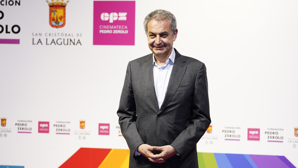 Zapatero ve «insólito» que un jurado pueda juzgar a Begoña Gómez