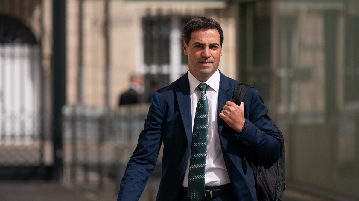 Pradales reprocha al PP su discurso «partidista y de brocha gorda» en materia demográfica