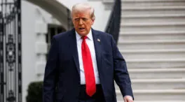 Trump, sobre la felicitación enviada a Epstein: «No es mi firma, están perdiendo el tiempo»