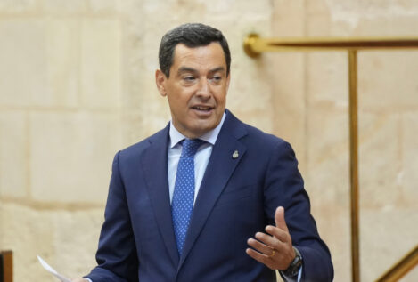 Juanma Moreno exige «respeto» a Junts y anuncia otra deducción fiscal en Andalucía
