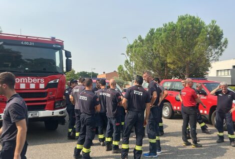 Los bomberos buscan a dos desaparecidos durante las inundaciones en Barcelona