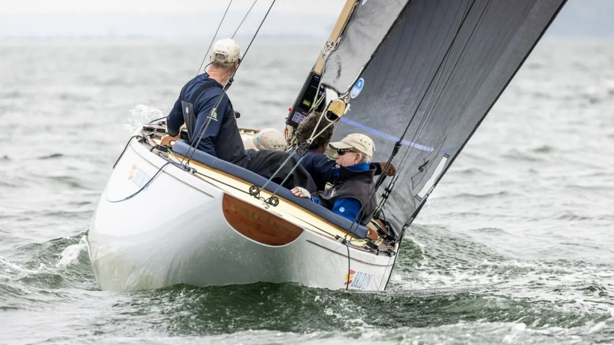El barco del rey Juan Carlos se proclama de nuevo campeón del Mundial de seis metros