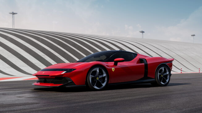 El nuevo Ferrari Testarossa ya no es como el de Miami Vice sino mucho mejor (y más caro)