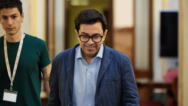 Gerardo Pisarello se postula como heredero de Ada Colau en la candidatura para Barcelona
