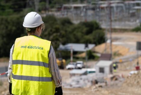El Gobierno eleva un 62% la inversión en redes eléctricas tras la presión del sector energético