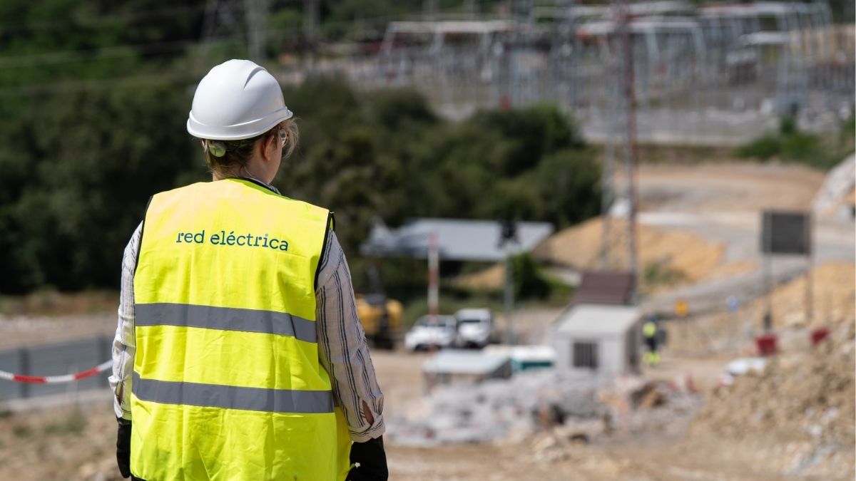 El Gobierno eleva un 62% la inversión en redes eléctricas tras la presión del sector energético