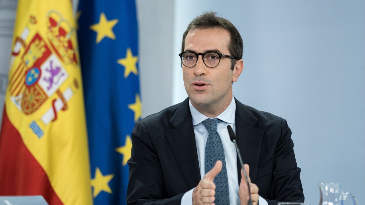 El Gobierno eleva una décima, al 2,7%, la previsión de crecimiento económico para 2025