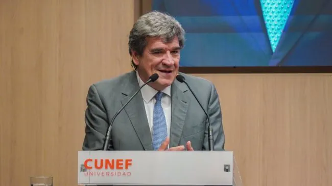 El Banco de España prevé que el PIB de 2026 crecerá la mitad que en 2023