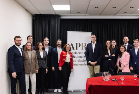 El Gobierno acelera la ley que regulará la actividad del 'lobby' y el sector lo celebra