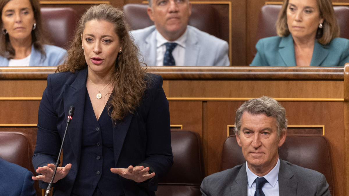 El PP cree que Sánchez concurrirá a las elecciones en 2027 para defender a su familia