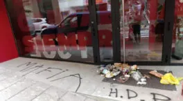 Detenido el hijo de la alcaldesa de Bezana (PP) por el ataque a la sede del PSOE de Cantabria