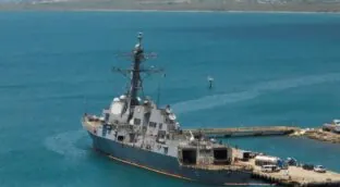 Los barcos de Trump buscan forzar la salida de Maduro