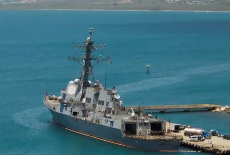 Los barcos de Trump buscan forzar la salida de Maduro