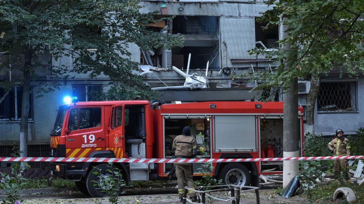 Un ataque aéreo «masivo» de Rusia deja tres muertos y decenas de heridos en Ucrania