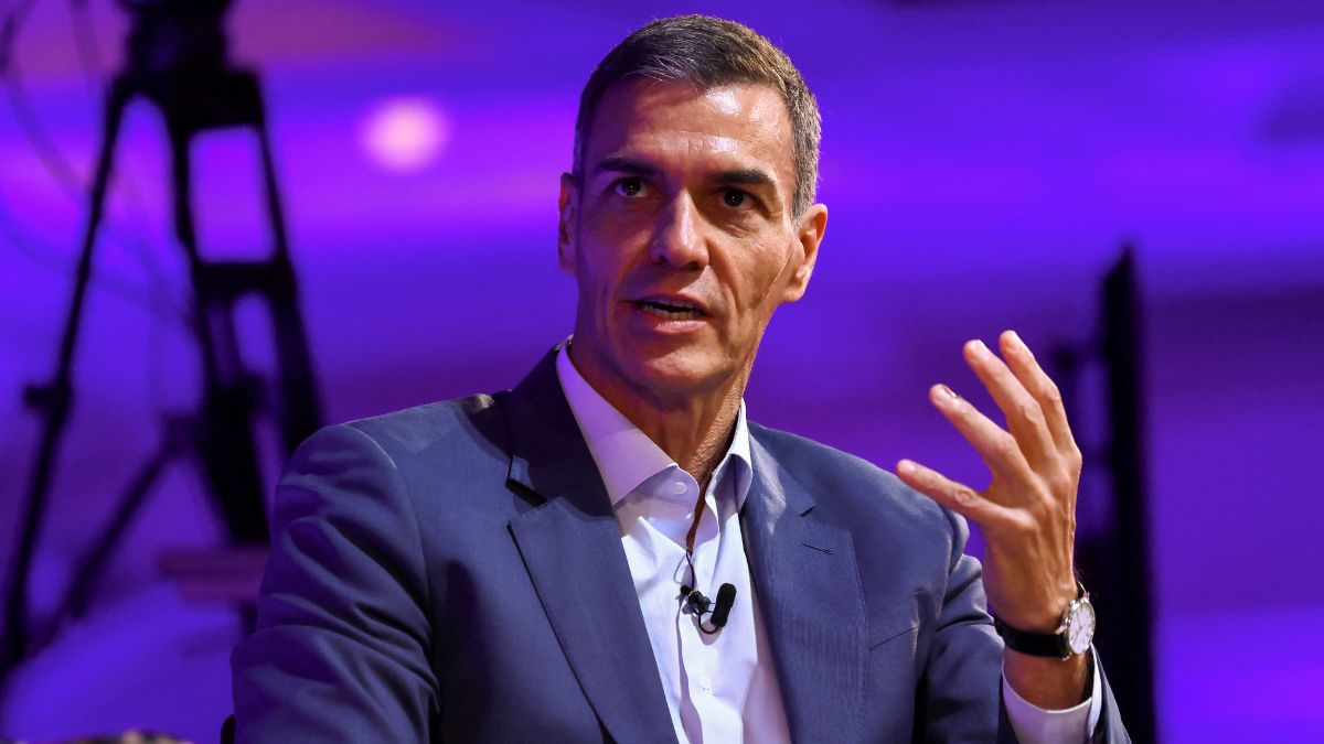 El duro análisis de ‘The Telegraph’ contra Sánchez: «Usa Gaza para salvar el pellejo»